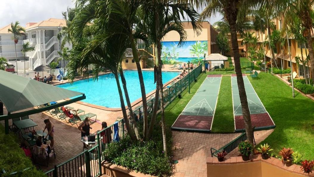 Surf Rider Resort ปอมปาโนบีช ภายนอก รูปภาพ